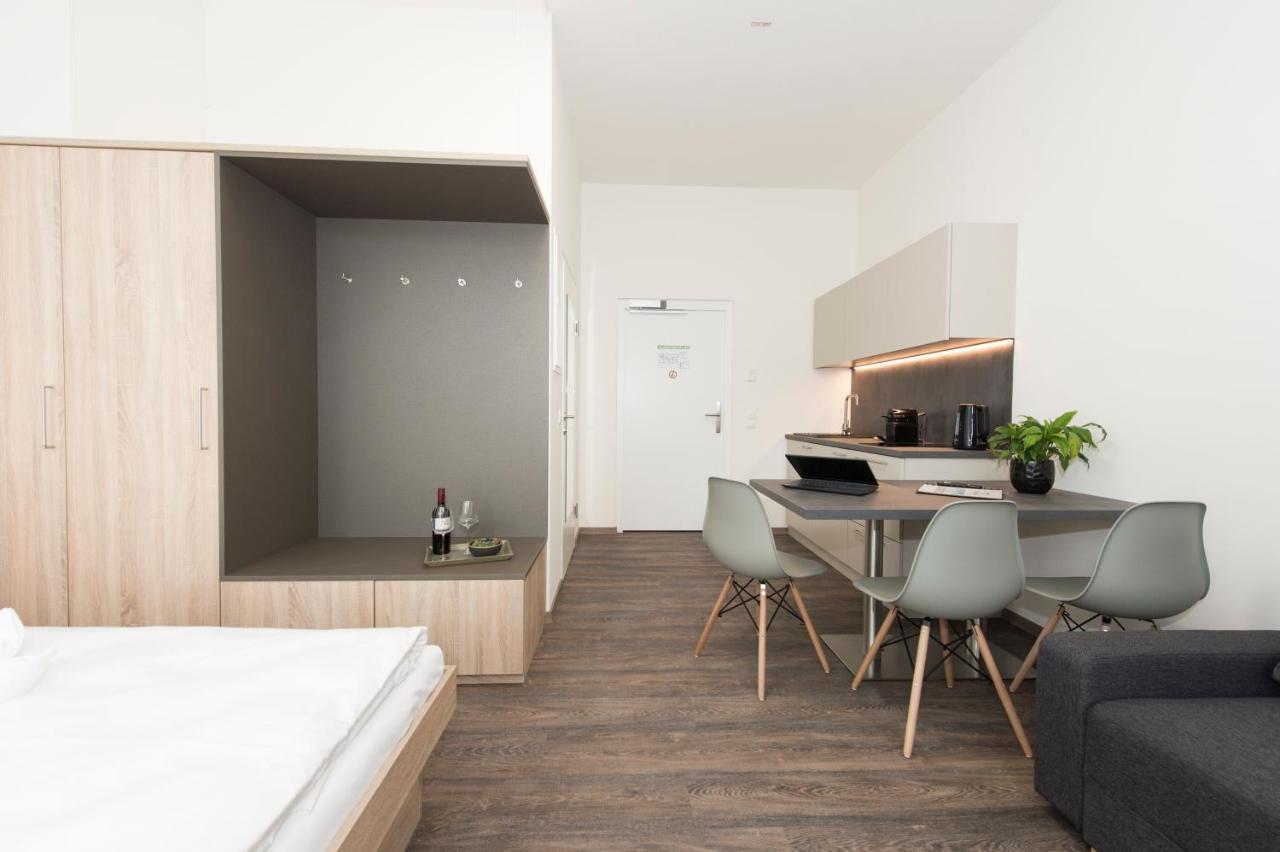 Tt-Rooms - Kontaktlos Mit Self Check-In Graz Esterno foto